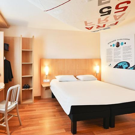 B&B Hotel Les Sables-D'Olonne Centre Gare Exterior photo